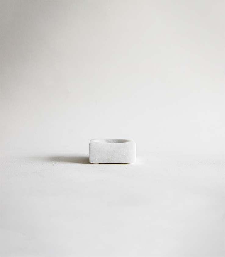 Marble Sauce Bowl – White